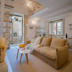 casa-tal-exclusive-home-in-ortigia.sicilyhotelsitaly.net/