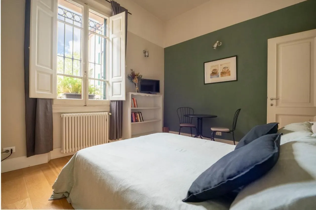 Boutique Apartment With Private Rooms And Garden Oasis Florence Italië