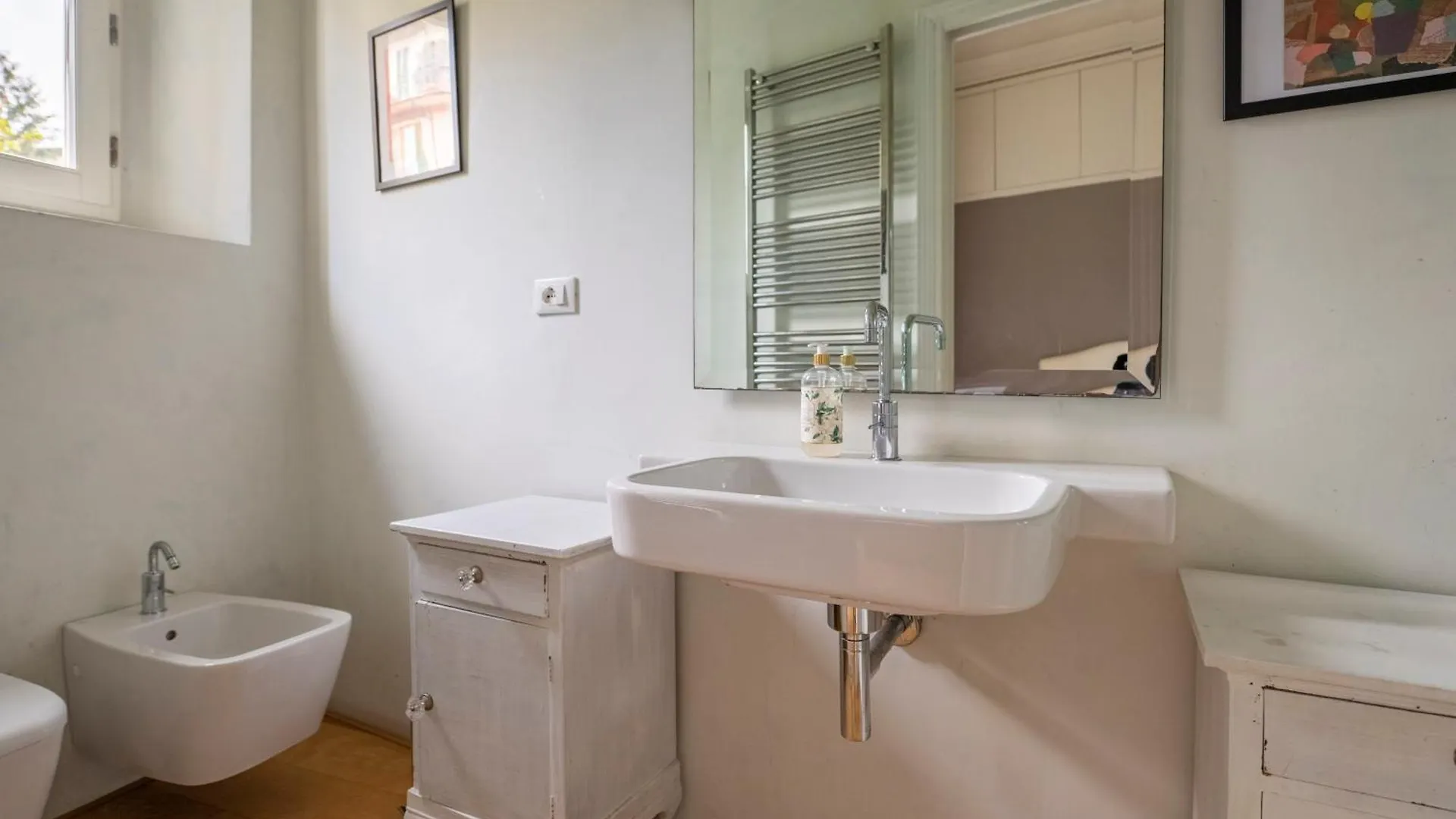 Boutique Apartment With Private Rooms And Garden Oasis Florencja Włochy
