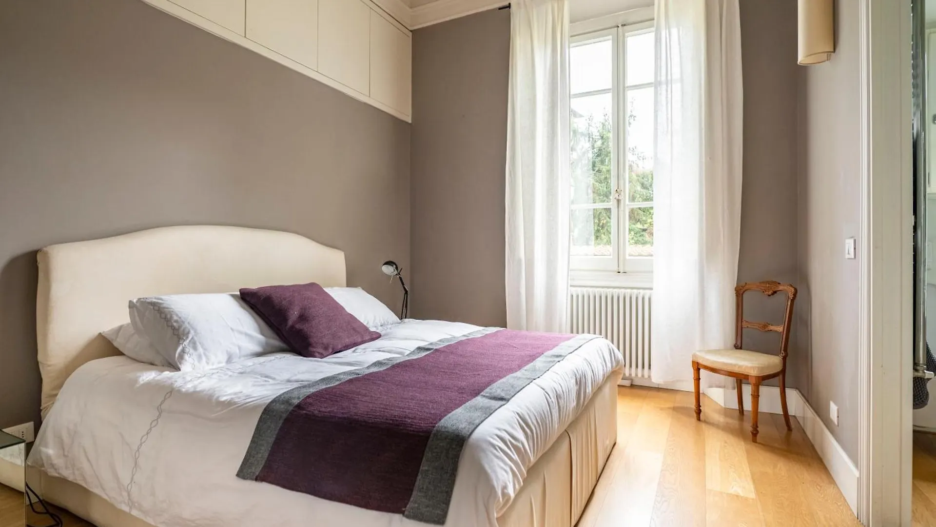 Boutique Apartment With Private Rooms And Garden Oasis Florencja